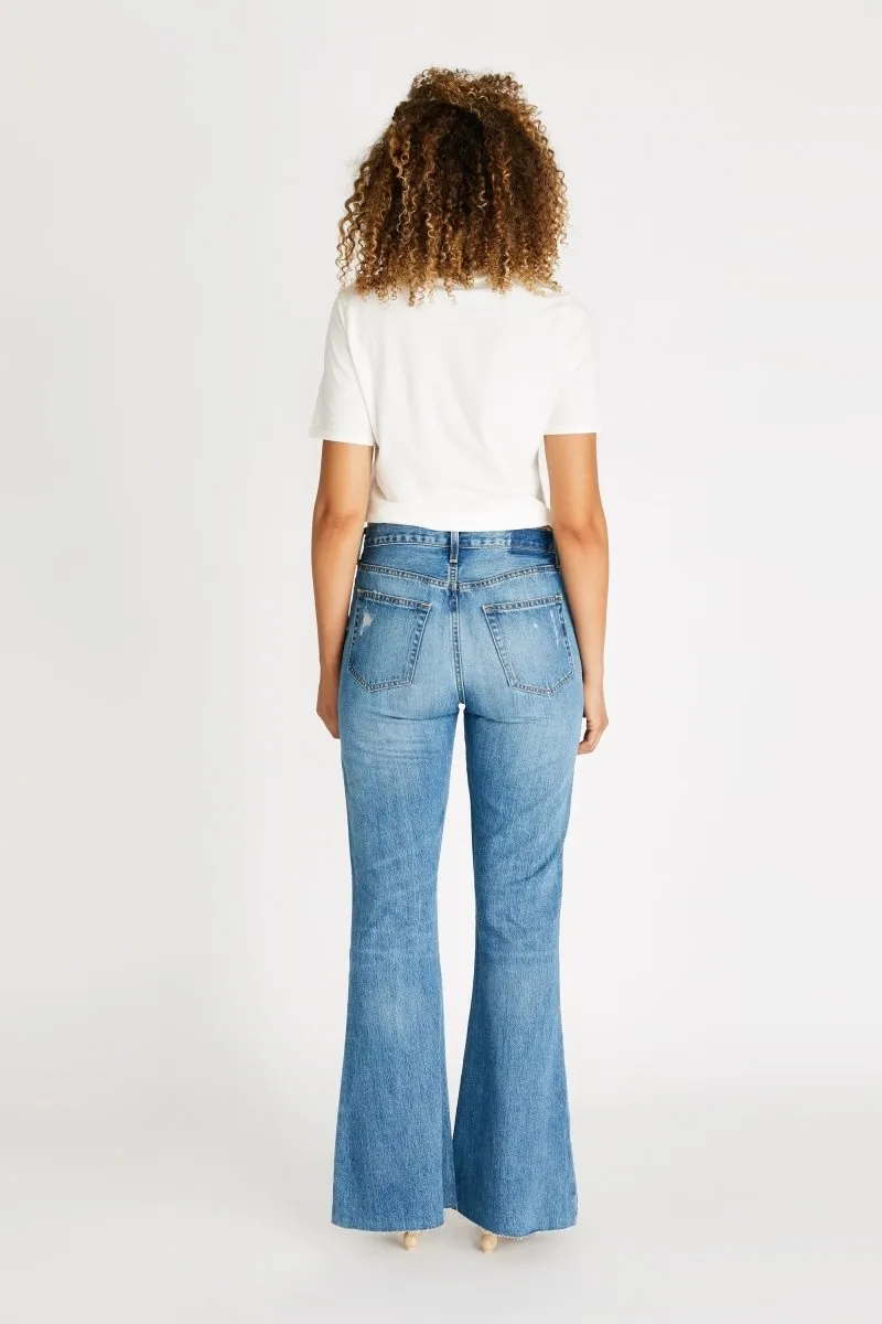 Nina Flare in Fleetwood