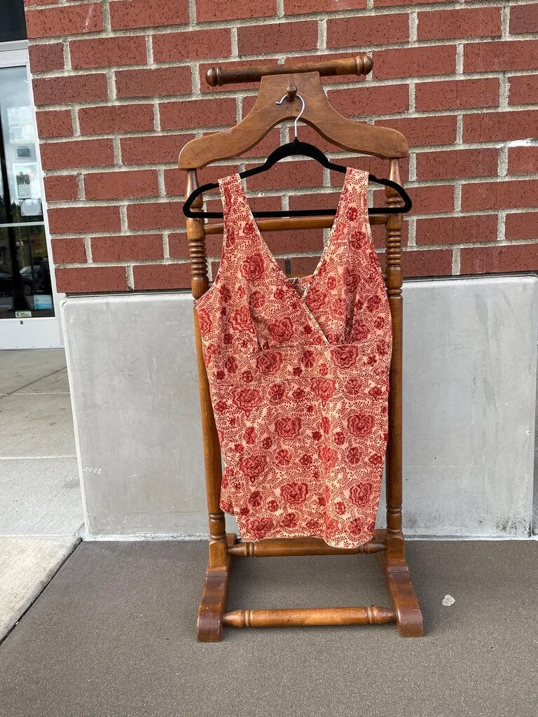 (XL) Vine Patterned Tank Top